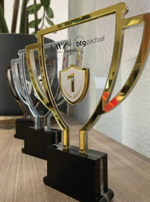 AC012 Golden Trophy