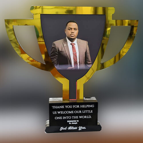 AC012 Golden Trophy
